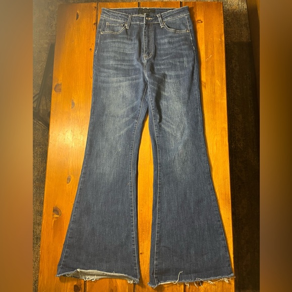 Risen Jeans Denim - Risen Women's Dark Blue High-Rise Flare Jeans